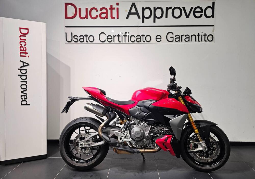 Ducati Streetfighter V2 S (2025)