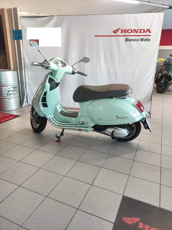 Vespa GTS 300 (2023 - 24) (3)