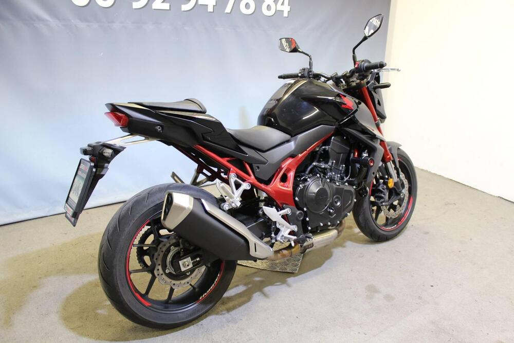 Honda CB 750 Hornet (2023 - 24) (4)