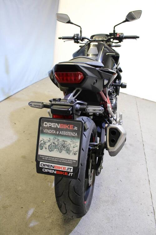 Honda CB 750 Hornet (2023 - 24) (5)