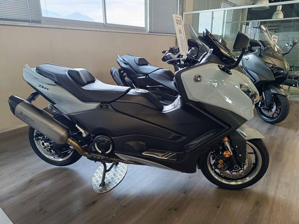 Yamaha T-Max 560 Tech Max (2025)
