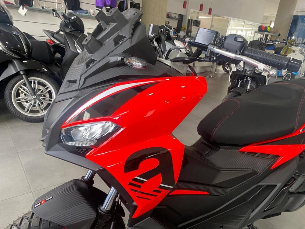 Aprilia SR GT 200 Sport (2025) (5)