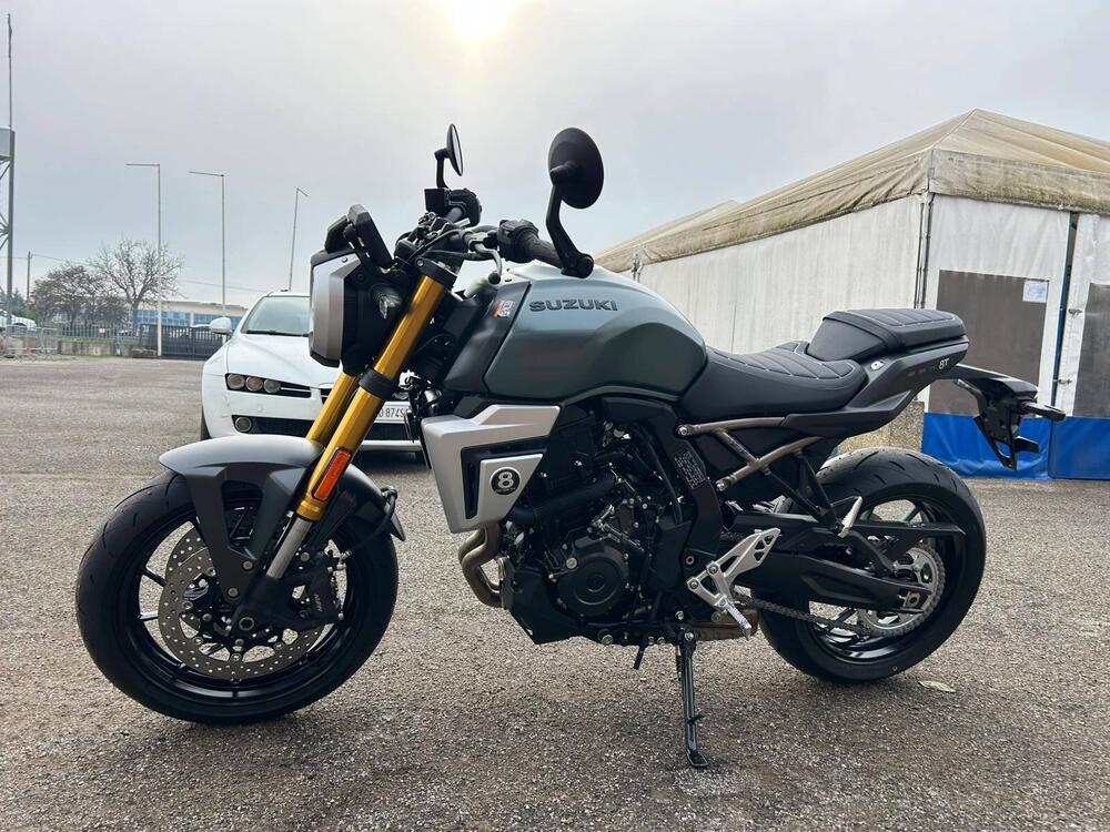 Suzuki GSX-8T (2025) (4)
