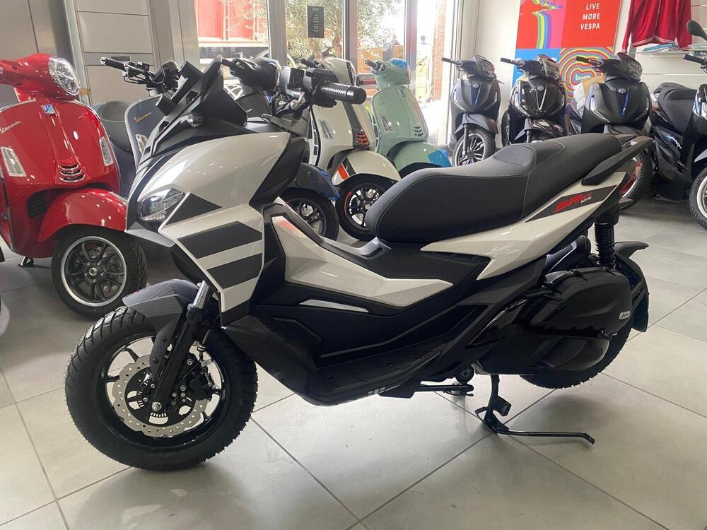 Aprilia SR GT 125 (2025) (2)