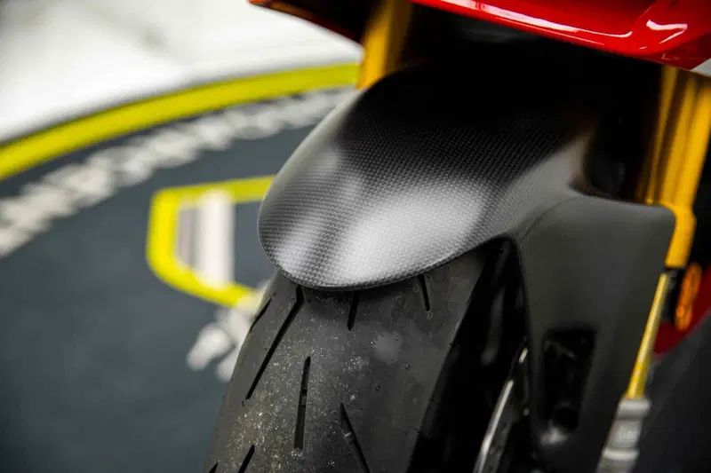 Ducati Panigale V2 Superquadro Final Edition (2024) (17)