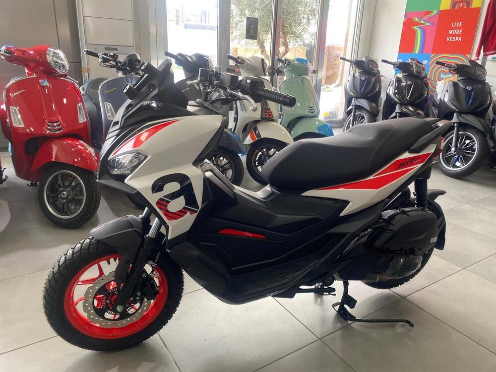 Aprilia SR GT 125 Sport (2025) (2)