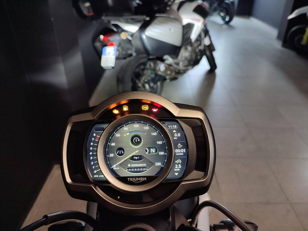 Triumph Scrambler 1200 XE (2026) (4)