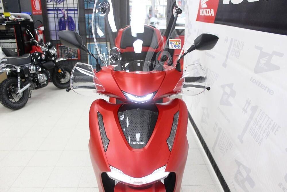 Honda SH 350i GT (2025) (4)