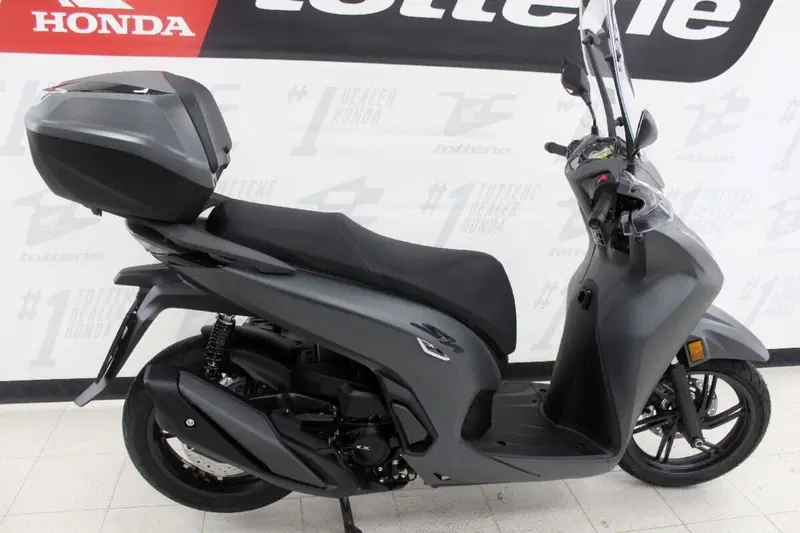 Honda SH 350i GT (2025 - 26) (2)