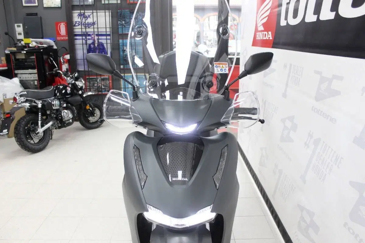 Honda SH 350i GT (2025 - 26) (4)
