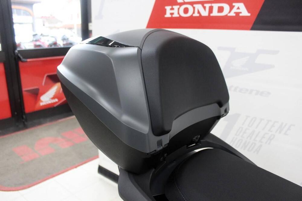 Honda SH 350i GT (2025) (5)