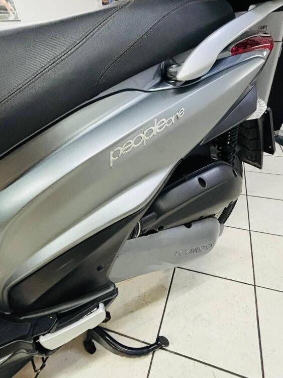 Kymco People 125i One DD (2016 - 17) (2)