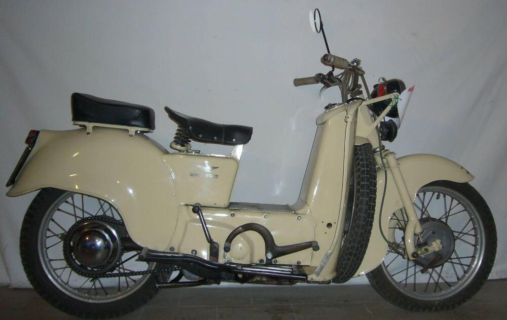 Moto Guzzi Galletto 160 - 3 marce (2)