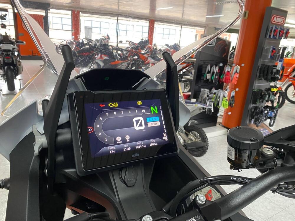 KTM 1290 Super Adventure R (2022 - 25) (4)