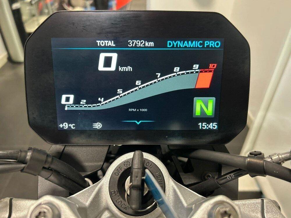 Bmw F 900 R (2021 - 24) (4)