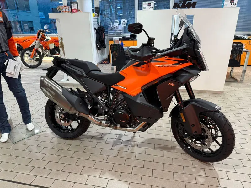 KTM 1390 Super Adventure S (2026) (2)