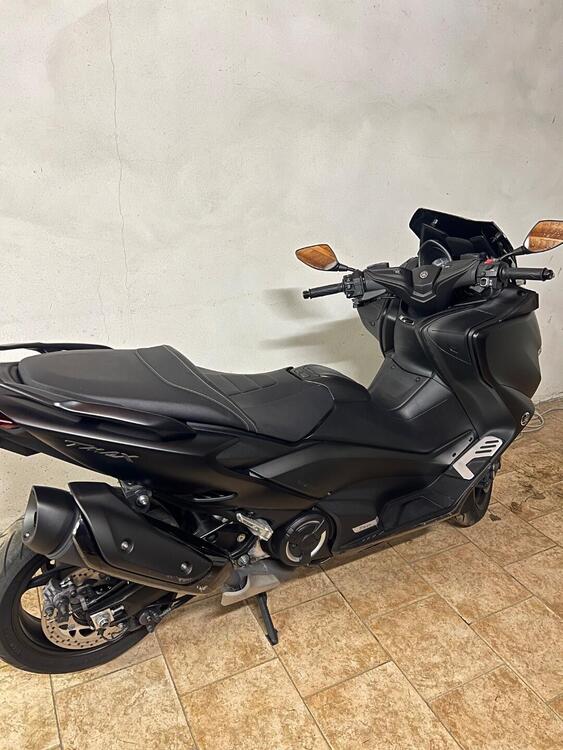 Yamaha T-Max 560 (2020 - 21) (3)