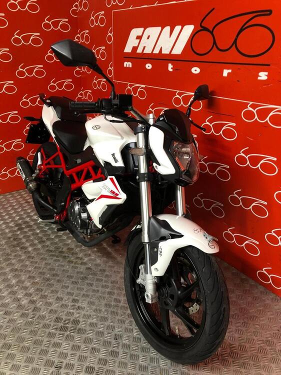 Benelli BN 125 (2018 - 20) (2)