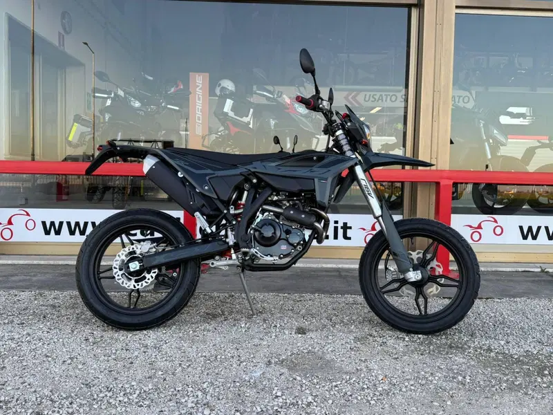 Betamotor RR 125 4T Motard T (2025 - 26)