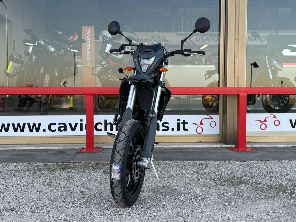 Betamotor RR 125 4T Motard T (2023 - 24) (3)