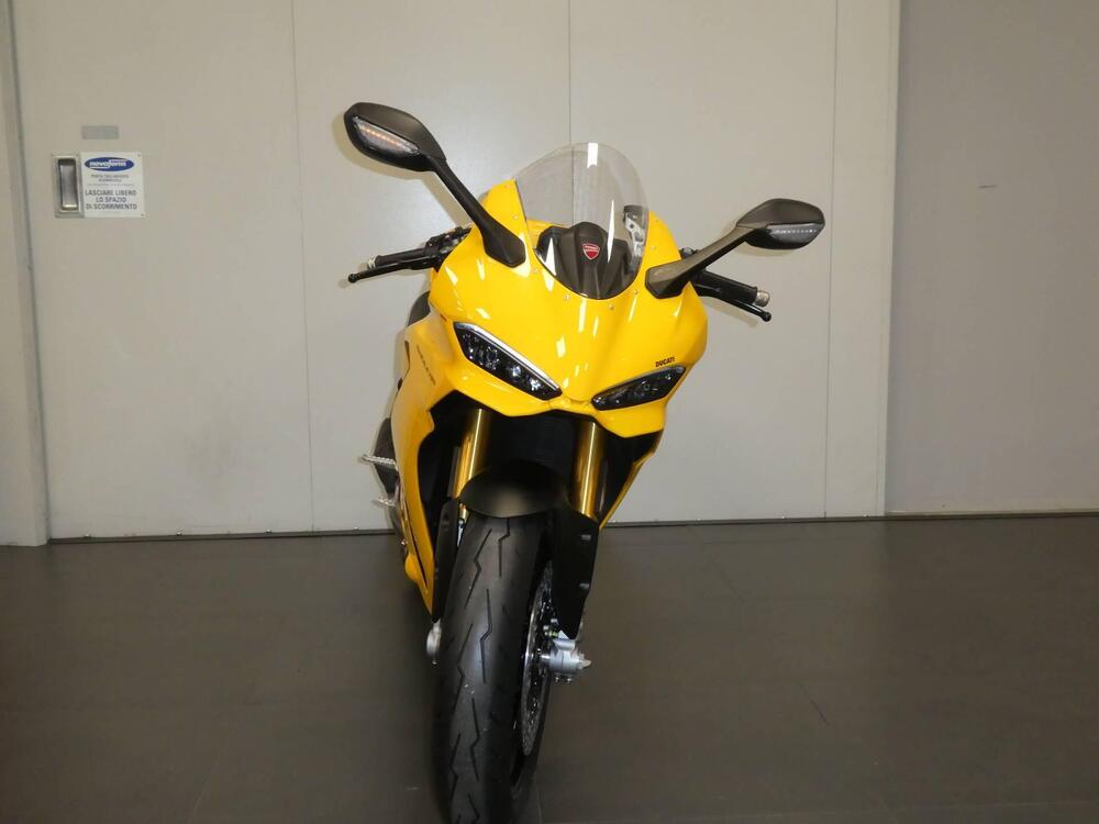 Ducati Panigale V2 S (2025) (2)