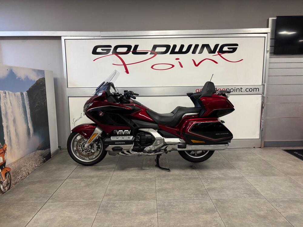 Honda GL 1800 Gold Wing Tour DTC (2018 - 20) (2)