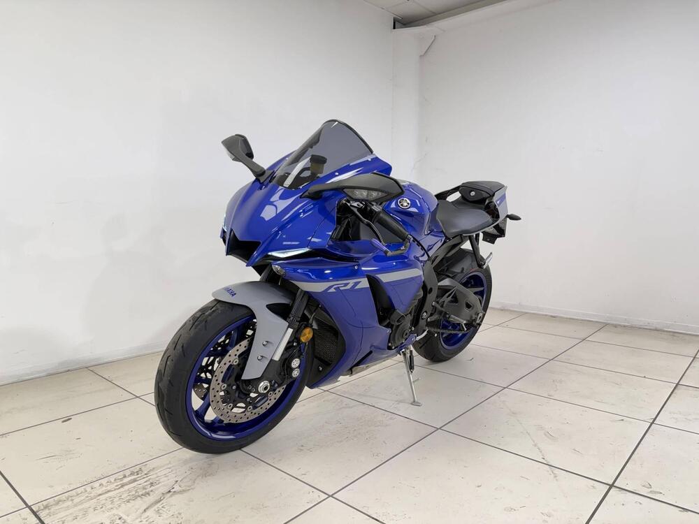 Yamaha YZF R1 (2020 - 25) (2)