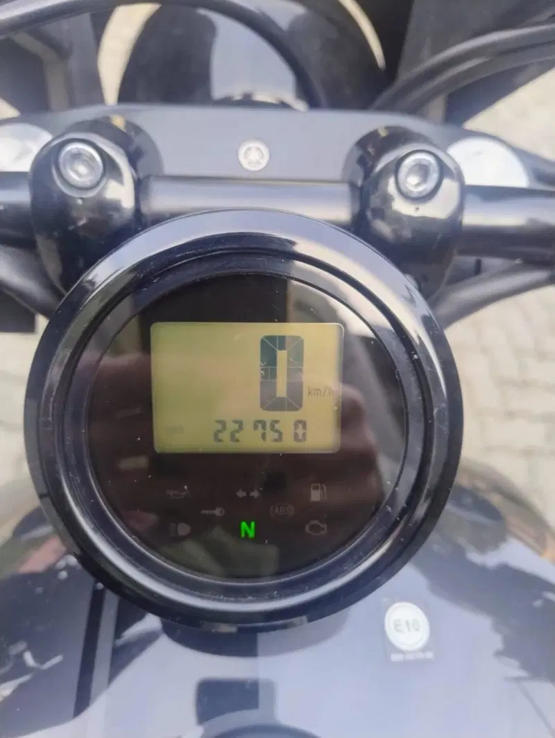 Yamaha XV 950 (2014 - 16) (7)