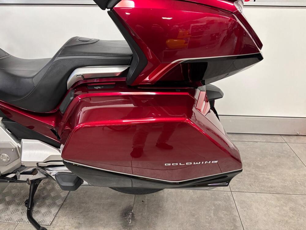 Honda GL 1800 Gold Wing Tour (2018 - 20) (2)