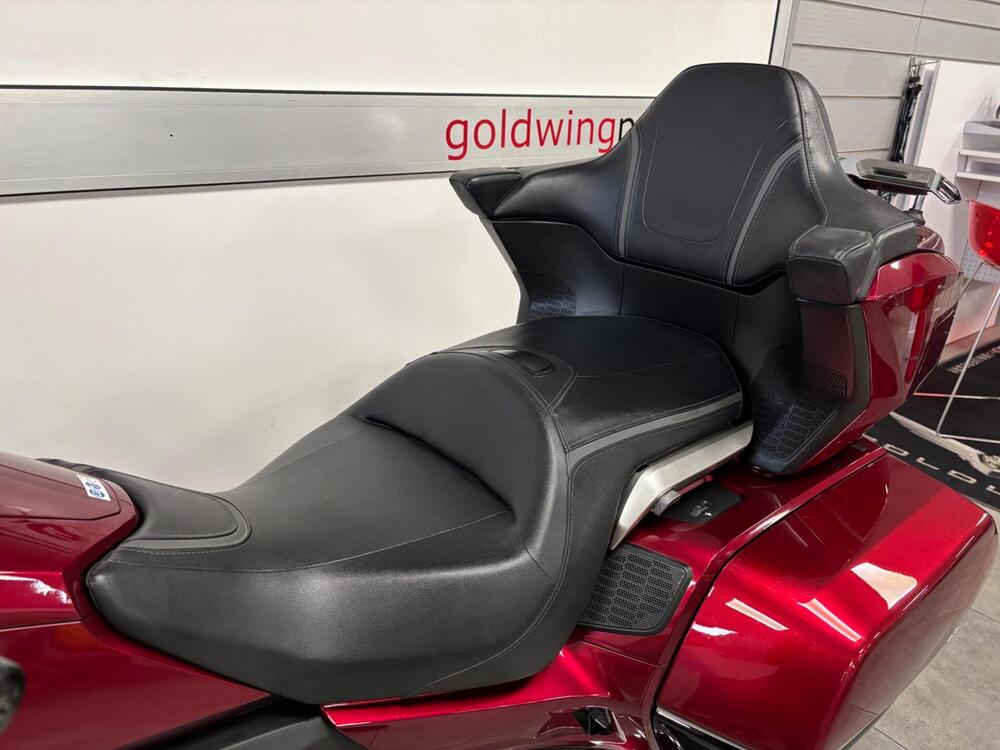 Honda GL 1800 Gold Wing Tour (2018 - 20) (4)