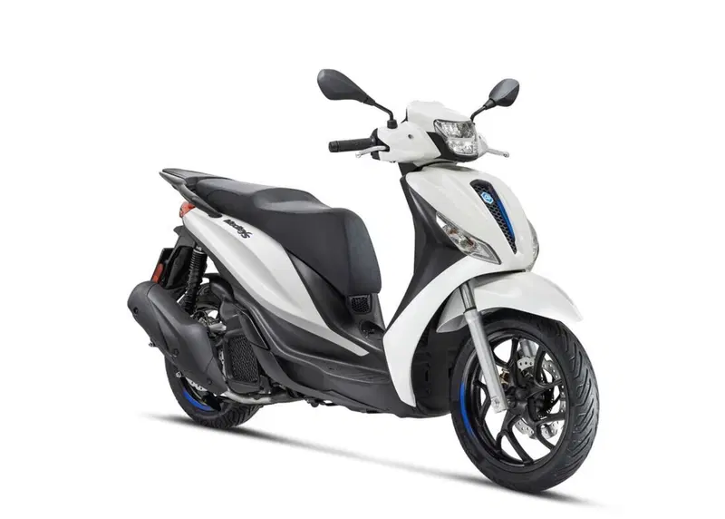 Piaggio 1 Active (2022 - 26) (2)