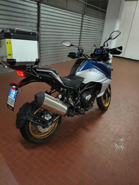 QJ Motor SRT 800 X (2023 - 24) (2)