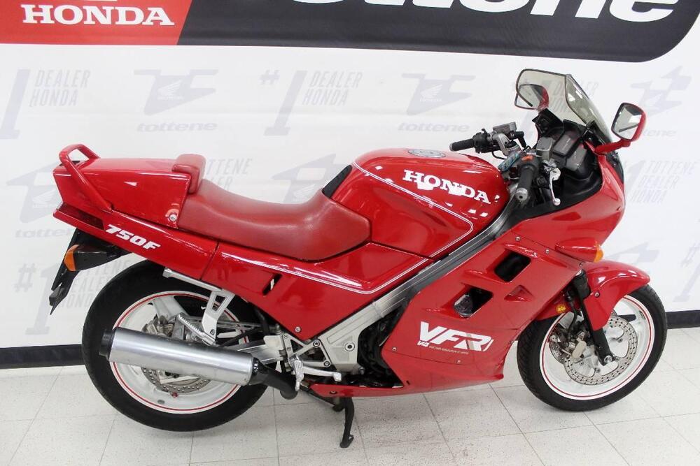 Honda VFR 750 F (1988 - 89) (2)