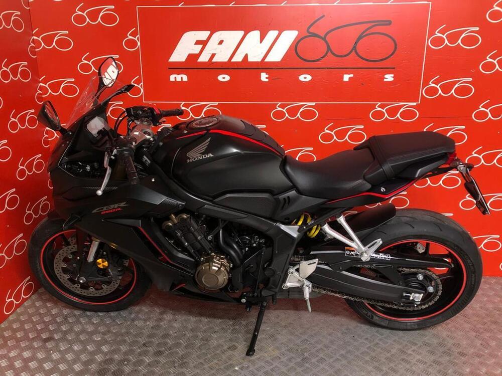 Honda CBR 650 R (2019 - 20) (3)