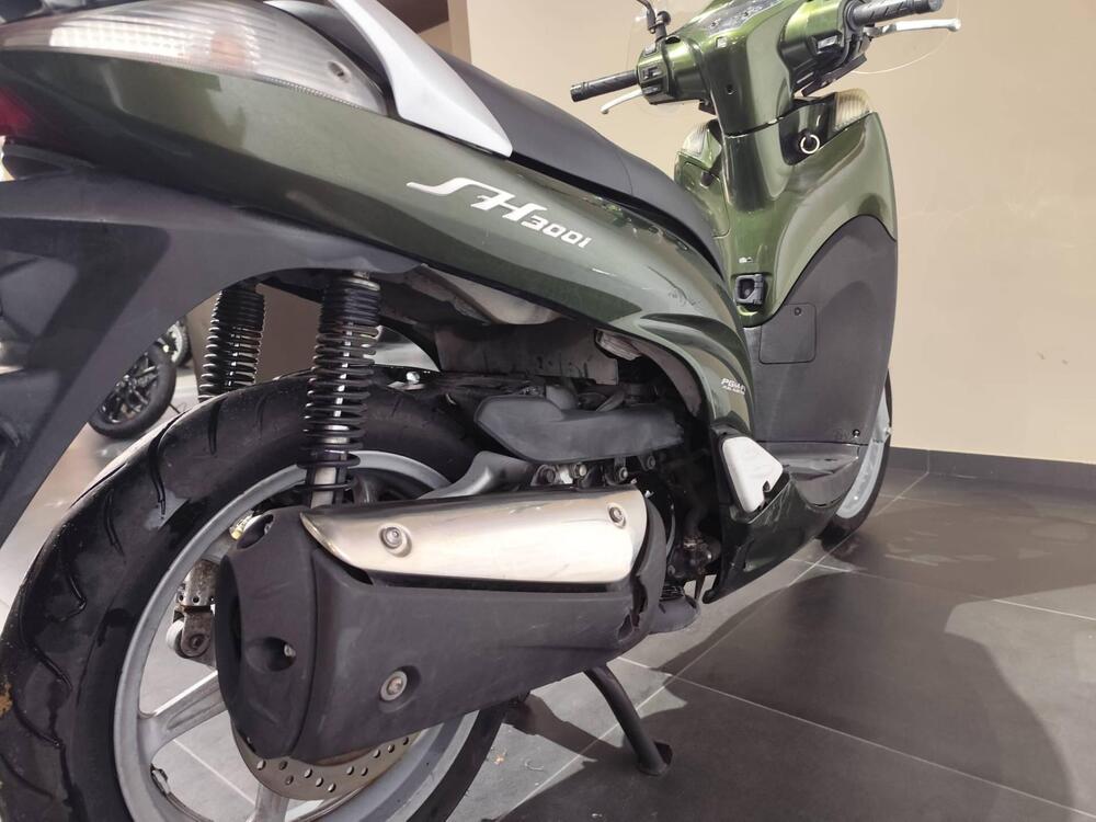 Honda SH 300 i (2006 - 10) (5)