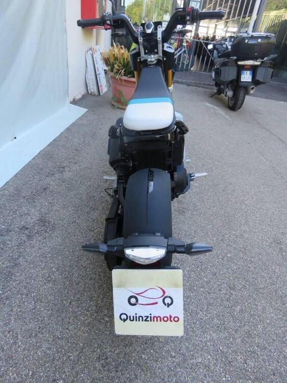 Bmw CE 02 (2024 - 25) (4)