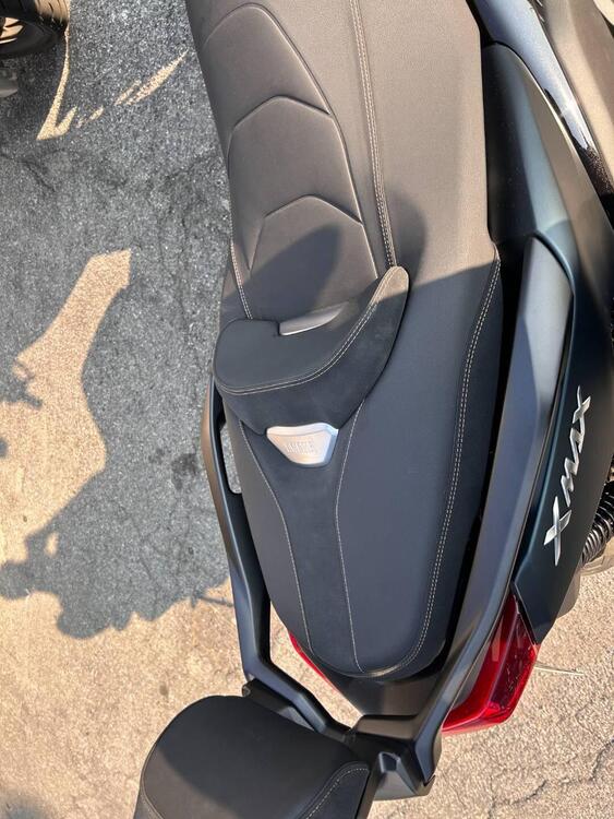 Yamaha X-Max 300 Tech Max (2021 - 24) (4)