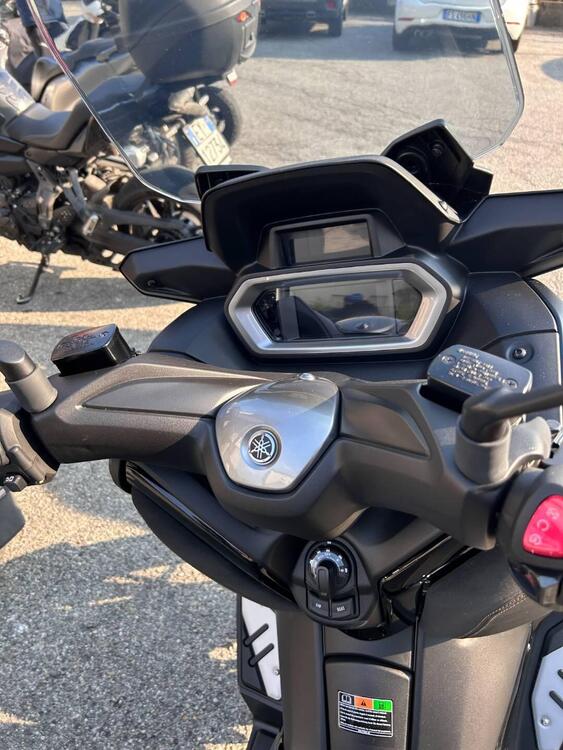 Yamaha X-Max 300 Tech Max (2021 - 24) (5)