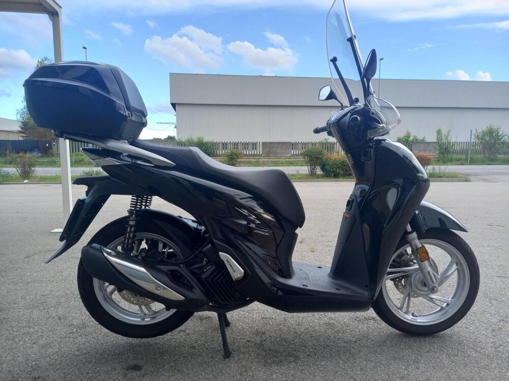 Honda SH 150i (2020 - 23) (2)