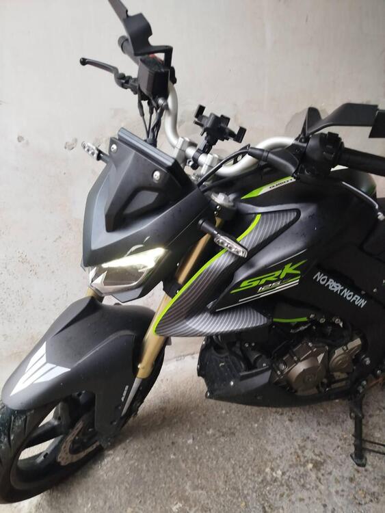 QJ Motor SRK 125 S (2023 - 24) (2)