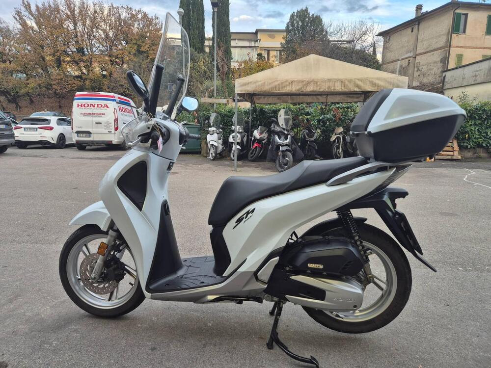 Honda SH 150 i (2017 - 19) (3)