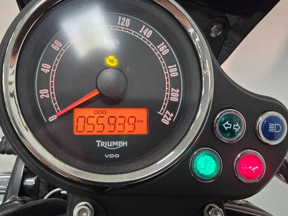 Triumph Bonneville SE (2009 - 13) (5)