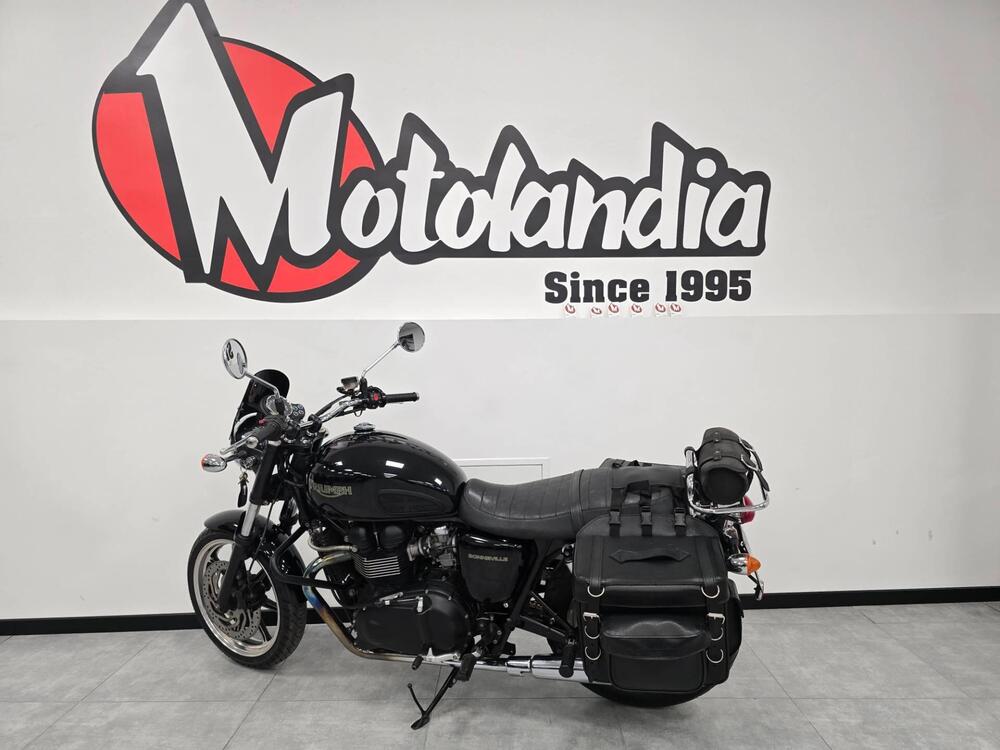 Triumph Bonneville SE (2009 - 13) (3)