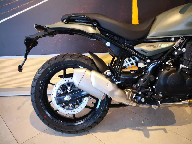 Royal Enfield Guerrilla 450 (2024 - 26) (5)