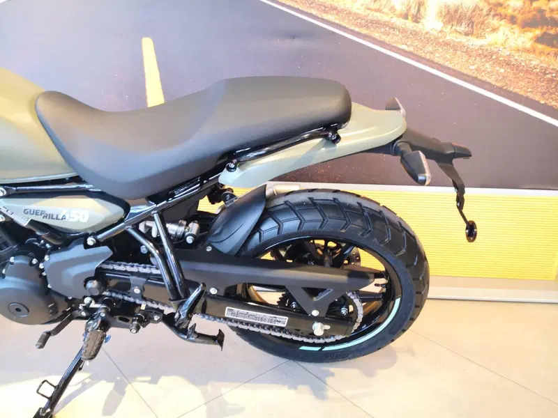 Royal Enfield Guerrilla 450 (2024 - 26) (9)