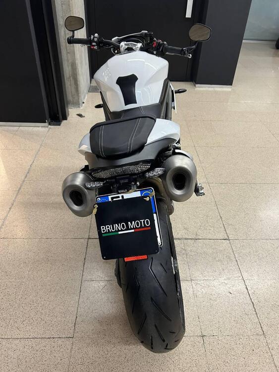 Triumph Speed Triple 1050 S (2018 - 20) (4)