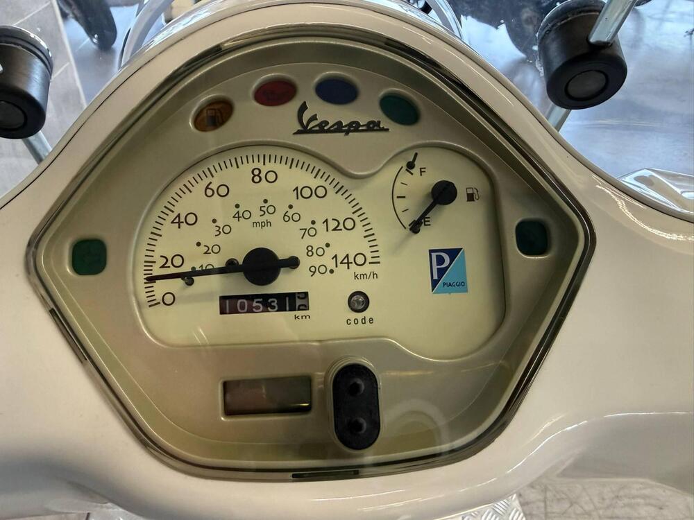 Vespa LX 125 (2005 - 11) (2)