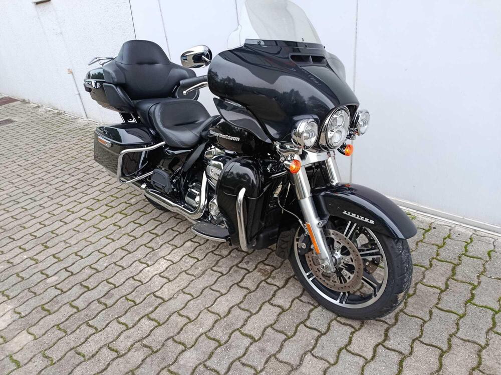 Harley-Davidson 114 Electra Glide Ultra Limited (2020) - FLHTK (2)