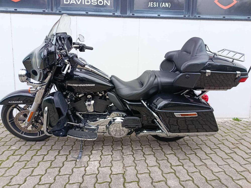 Harley-Davidson 114 Electra Glide Ultra Limited (2020) - FLHTK (5)