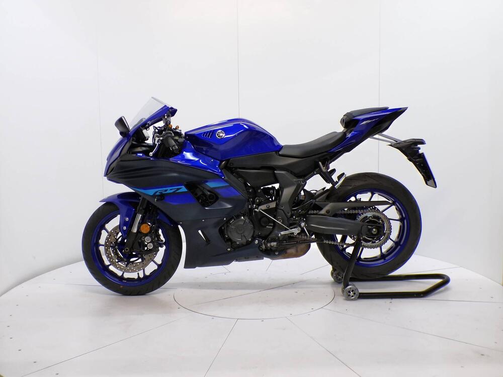 Yamaha YZF R7 (2021 - 25) (4)